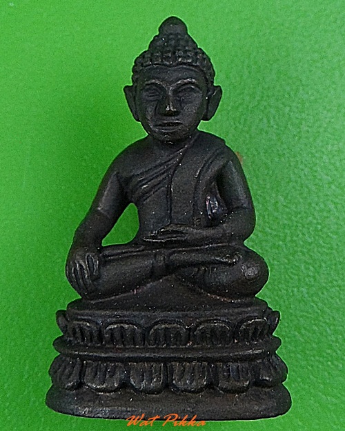 พระกริ่งไตรโลกนาท วัดสำนักกะท้อน ระยอง .3915.