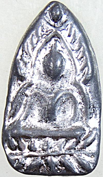 ๒๐ เหรียญหล่อพิมพ์พระพุทธชินราช หลวงพ่อขัน วัดนกกระจาบ เนื้อตะกั่ว จารหลัง ย้อนยุค