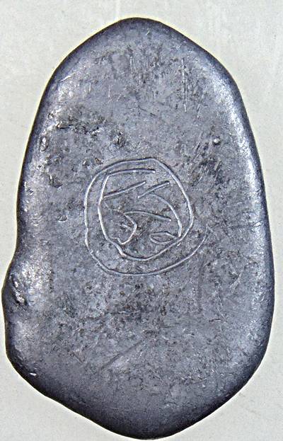 ๒๐ เหรียญหล่อขัดสมาธิเพชรหลวงพ่อขัน วัดนกกระจาบ เนื้อตะกั่ว จารหลัง ย้อนยุค