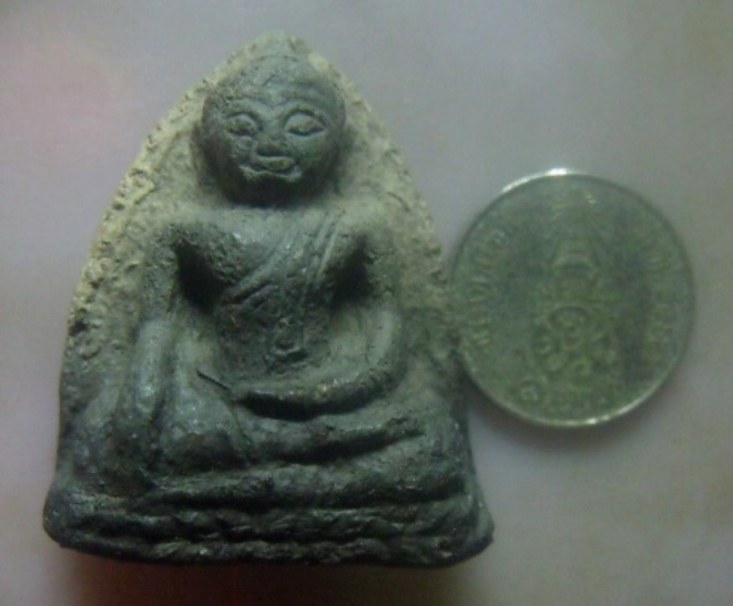 **เบา​ๆ​**พระเนื้อดินเผา พิมพ์หลวงพ่อโต บางกระทิง พิมพ์ใหญ่ เก่าๆ ไม่ทราบที่**สวยๆ เชิญชมครับ 