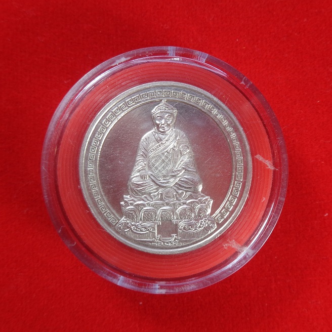 เหรียญไต้ฮงกง พิมพ์ 2 หน้า วัดหัวลำโพง จ.กรุงเทพฯ ปี 2537 เนื้อกะไหล่เงิน ขนาด 3 ซม. สวยครับ