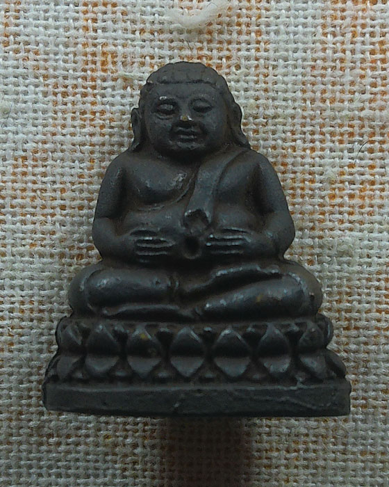 รูปหล่อพระสังกัจจายน์มหาลาภ อุดกริ่ง วัดสระไม้แดง จ.พิษณุโลก