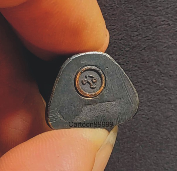 รูปหล่ออุดกริ่ง หลวงพ่อทองสุข วัดสะพานสูง นนทบุรีครับ