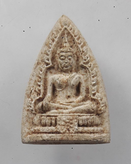 " พระผง หลวงพ่อโต ประธาน ติดเกศา ไม่ทราบที่ครับ "