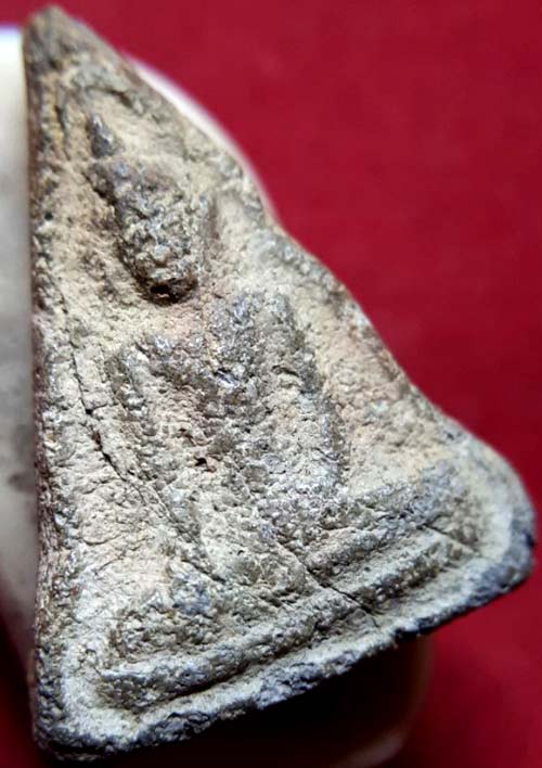 *พระหลวงพ่อโบสถ์น้อย เนื้อดิน รุ่นแรก ปี๒๔๘๘ วัดอมรินทรารามวรวิหาร กรุงเทพฯ*