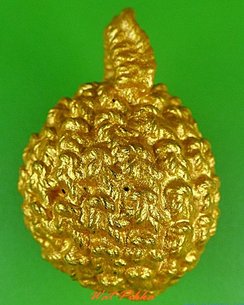 แก้วเพชรัตน์ถักเชือกลงทอง หลวงพ่อกาหลง วัดศรีประดู่ อุบลราชธานี .4201.