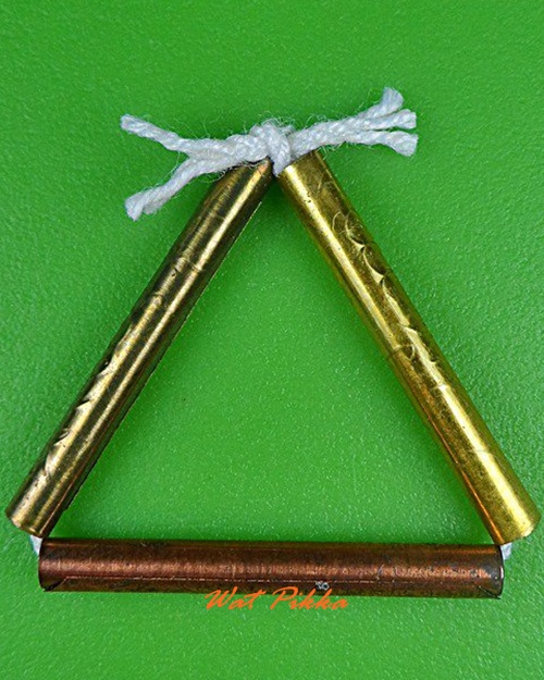 ตะกรุดเทวดาใจอ่อน สามกษัตริย์ หลวงปู่สิงห์ วัดบ้านขี้เหล็ก ศรีสะเกษ .4230.