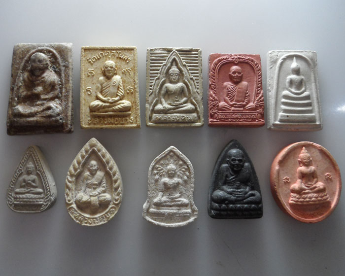 พระผง (๑๐ องค์) (ชุดที่ ๒)