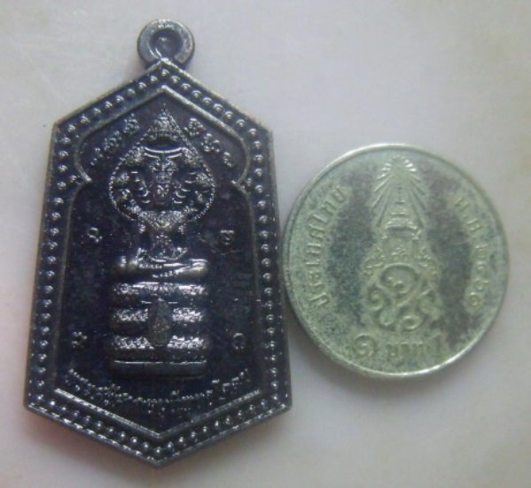 **เบาๆ**เหรียญพระศรีศากยมุนีพุทธโคดม หลังหลวงปู่ทวด วัดช้างให้ ปี ๒๕๕๙**มีโค้ด สวยๆ