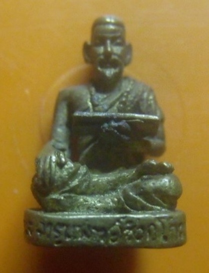 **เบา​ๆ​**รูปหล่อพระอาจารย์แพทย์ชีวกโกมารภัจจ์**บรมครูแห่งการแพทย์แผนโบราณ สวยๆ