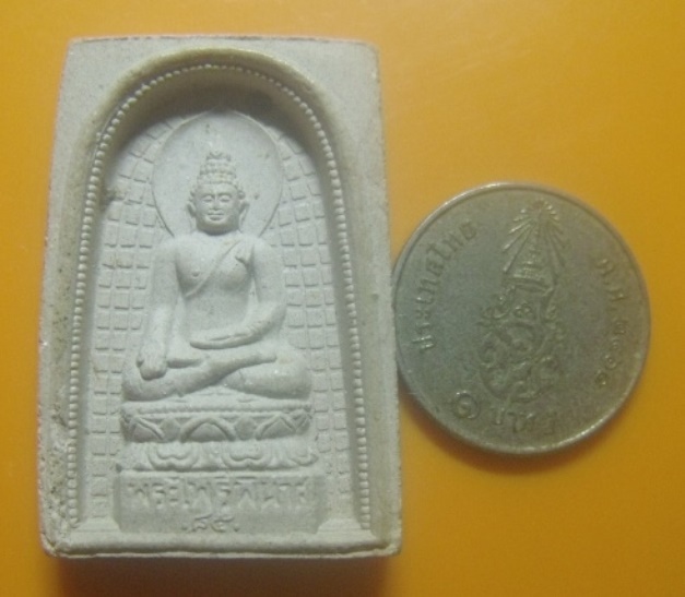 **เบา​ๆ​**พระผงสมเด็จพระไพรีพินาศ สมเด็จพระสังฆราช พระชันษา ๘๕ ปี วัดบวรฯ ปี ๒๕๔๑**โรยผงตะไบทอง สวยๆ