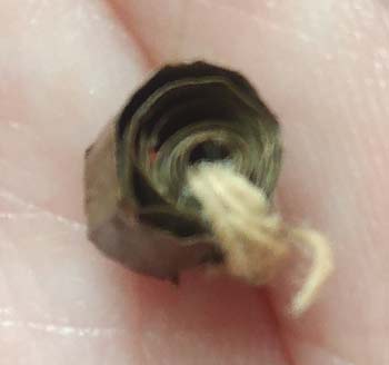 *ตะกรุดม้วนลูกอมโลกธาตุ หลวงพ่อเปลี่ยน วัดใต้ กาญจนบุรี*