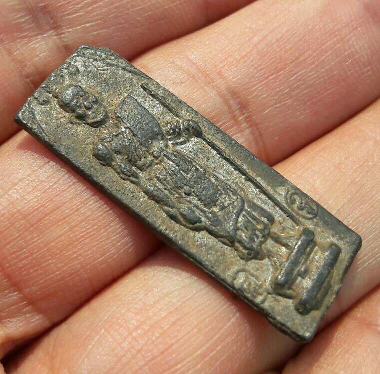 พระเนื้อชินไม่ทราบที่ เคาะเดียว