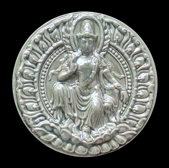 เคาะแรกแดง...เสวยสุข...เคลือบมุกเขียว กล่องเดิม / ส่ง ems