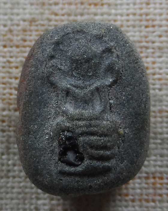 พระปรกมะขามเนื้อผงเก้าแก้วจินดามณี หลวงปู่แก้ว เกสาโร วัดหนองพะวา จ.ระยอง ปี๒๕๕๗