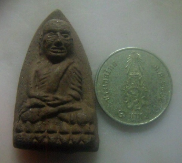 **เบา​ๆ​**หลวงปู่ทวด เนื้อว่าน พิมพ์ใหญ่ หลังฝังตะกรุด 3 ดอก ไม่ทราบที่**เนื้อจัด สวยๆ