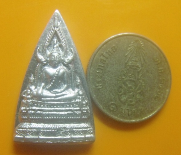 **เบา​ๆ​**เหรียญพระพุทธชินราช หลวงพ่อชำนาญ วัดบางกุฎีทอง จ.ปทุมธานี**เนื้อขาปิ่นโต ตอกโค้ด สวยๆ 