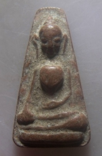 **เบาๆ**พระผงสุพรรณ หลวงปู่ถิร ปญฺญาปโชโต วัดป่าเลไลย์ จ.สุพรรณบุรี**หลังยันต์ สวยๆ