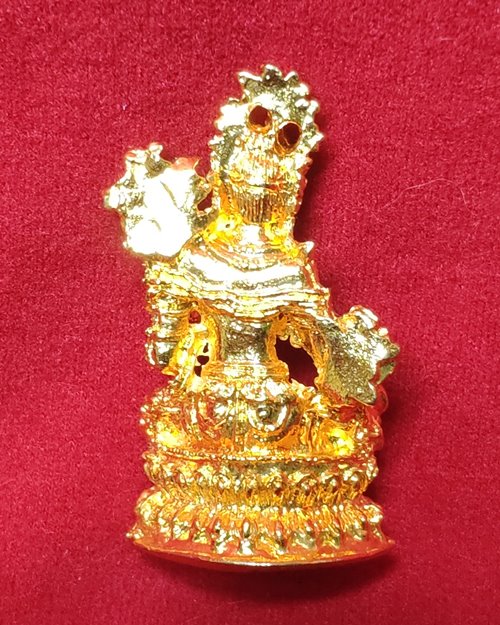 พระกริ่งอวโลกิเตศวร กะไหล่ทอง อุดโค๊ดใต้ฐาน (ไม่ทราบวัด)