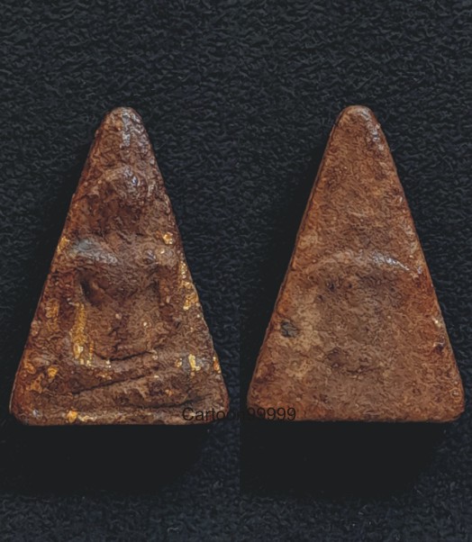 พระผง พิมพ์นางพญา หลวงปู่แหวน สุจินโณ วัดดอยแม่ปั๋ง เชียงใหม่ ปี ๑๗ ครับ หายากครับผม