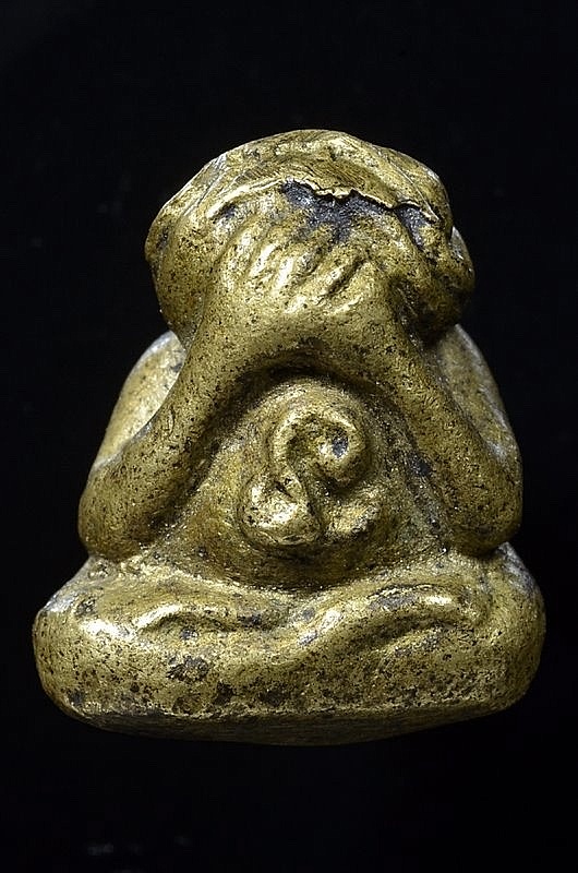 พระปิดตาหล่อโบราณ