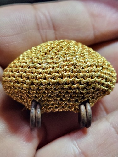  วัดกลางบางแก้ว อ.นครชัยศรี จ.นครปฐม เบี้ยแก้ถักดิ้นทอง หลวงปู่เจือ 