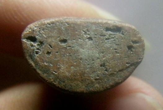 **เบาๆ**รูปเหมือนหลวงพ่อเงิน วัดบางคลาน เนื้อดินผสมผง เก่าๆ**สวยๆ เชิญชมครับ