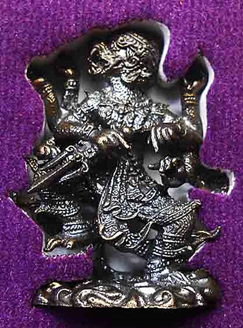 หนุมานแปดกร หลวงพ่อพูล วัดไผ่ล้อม จ.นครปฐม ปี 47 เนื้อโลหะรมดำ