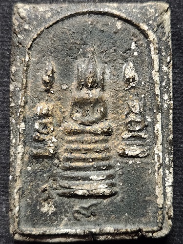 วัดไร่ขิง นครปฐม พระสมเด็จ พิมพ์สามพี่น้อง ปี 2510 หลังลายนิ้วมือ รันหมายเลข พิมพ์ใหญ่