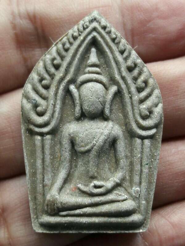 พระขุนแผนครูบาอ่อน รัตนวัณโณ ขุนแผนเเก้วกล้า รุ่น 1 วัดสันต้นหวีด อ.เมือง จ.พะเยา เคาะเดียว