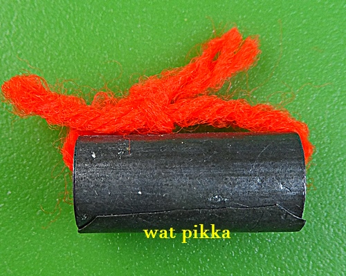 ตะกรุดลูกอมพระพิรุณแสนห่า หลวงปู่สิงห์ วัดบ้านขี้เหล็ก ศรีสะเกษ .4232.*