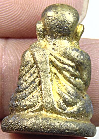 ๒๐ รูปหล่อหลวงพ่อเงิน วัดบางคลาน 