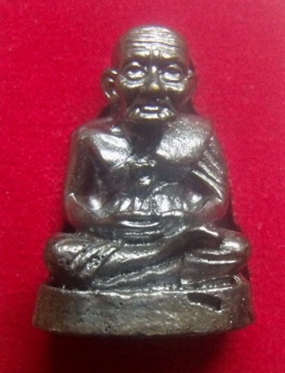 **เบา​ๆ**รูปเหมือนหลวงปู่ทวด รุ่นศรัทธาชนะมาร สำนักสงฆ์ต้นเลียบ (ที่ฝังรกหลวงปู่ทวด) จ.สงขลา ปี๒๕๕๕*