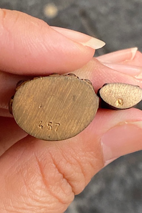 พระกริ่ง - พระชัยวัฒน์ รุ่นเทพมงคล วัดบ้านไร่โคกสูง เนื้อสัมฤทธิ์ ตอกโค๊ด ปี 2541 มาพร้อมกล่องเดิม