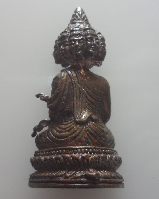 พระเศรษฐีนวโกฏิ หลวงปู่เปลื้อง วัดลาดยาว จ.นครสวรรค์  (ตอกโค๊ต)