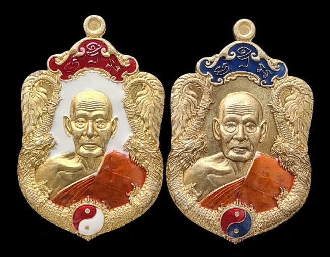 เคาะแรกแดง..มังกรพันล้าน ๒๕๖๓..ทองทิพย์ลงยา ๒ เหรียญ..ล.พ.พัฒน์ วัดห้วยด้วน จ.นครสวรรค์