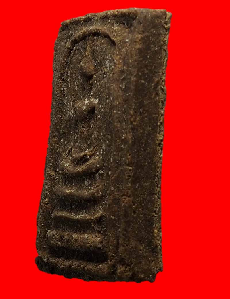 สมเด็จหลวงพ่อประสาน วัดโนนผึ้ง รุ่นแรก ปี 38 หลังยันต์ห้า เนื้อว่านเข้มข้นตามภาพ