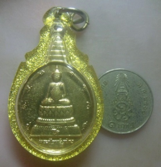 **เบา​ๆ​**เหรียญพระชัยหลังช้าง หลัง สก ที่ระลึกเฉลิมพระชนมพรรษา ๕ รอบ ปี ๒๕๓๐**เลี่ยมสวยพร้อมใช้