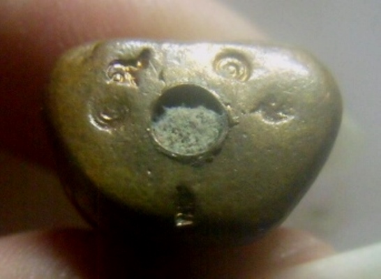 **เบาๆ**รูปหล่อพระสังกัจจายน์ เนื้อโลหะผสม ใต้ฐานอุดผง**ตอกโค้ด + หมายเลข สวยๆ 