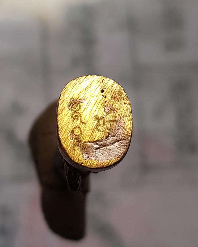 ท้าวเวสสุวรรณ รุ่นเทพประทานพร เนื้อชนวนทองผสม แจกซองผ้าป่า กล่องเดิม มีโค๊ตหมายเลขกำกับ