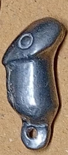 ปลัดขลิกตาเจ้าชู้หลวงปู่แผ้ว เนื้อบินเครื่องบิน พิมพ์เล็ก