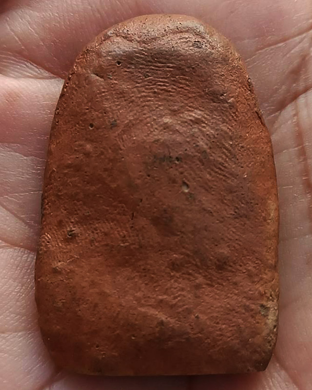 พระเนื้อดิน ขนาดสูง 4 ซ.ม. พระบ้านเก่าเก็บ หลายสิบปี ไม่ทราบเกจิที่สร้าง