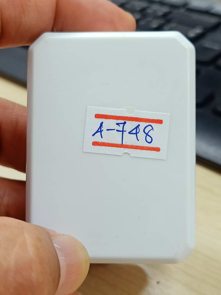 4-748 พระผงน้ำมันใบโพธิ์ รุ่นโพธิ์เจริญทรัพย์ หลวงปู่โต๊ะ วัดถ้ำสิงโตทอง ราชบุรี 2567 กล่องเดิม