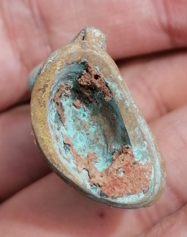 พระไม่ทราบที่ เคาะเดียว   