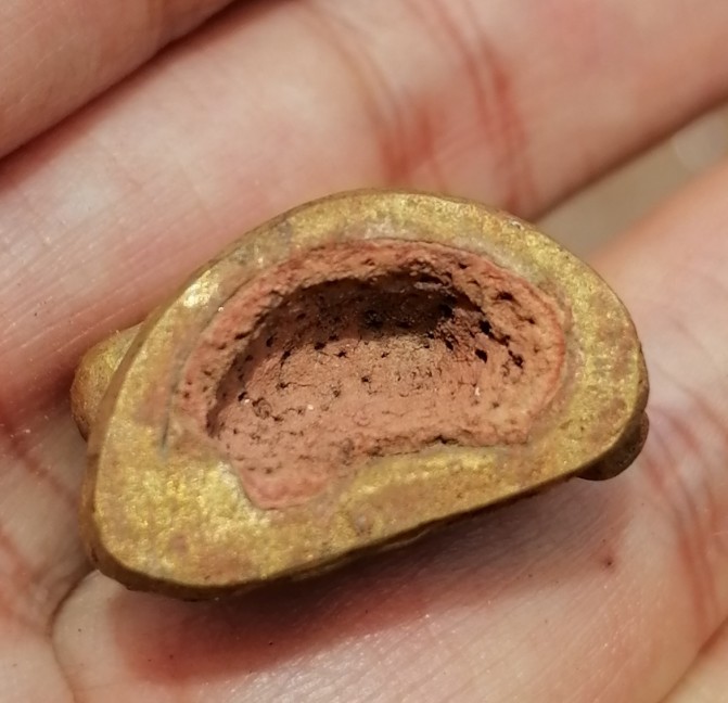 พระไม่ทราบที่ เคาะเดียว   