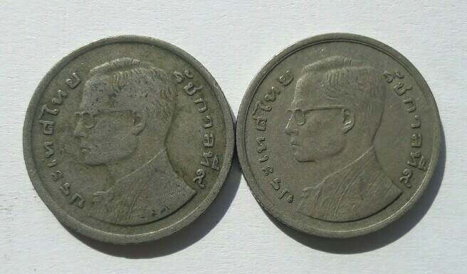 เหรียญหนึ่งบาท ในหลวงรัชกาลที่ 9 หลังเรือสุพรรณหงส์ ปี 2520 มา 2 เหรียญ เคาะเดียว(8)   