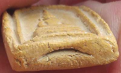 *สมเด็จฯ หูบายศรี เกศอุ หลวงพ่อโชติ วัดตะโน เนื้อผงขมิ้น*