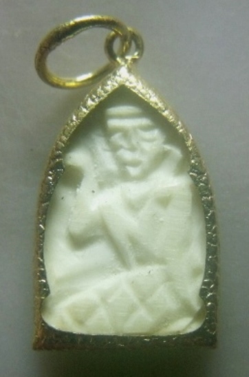 **เบาๆ**แม่นางกวัก งาแกะ ไม่ทราบที่**เลี่ยมไมครอนสวยพร้อมใช้ เชิญชมครับ