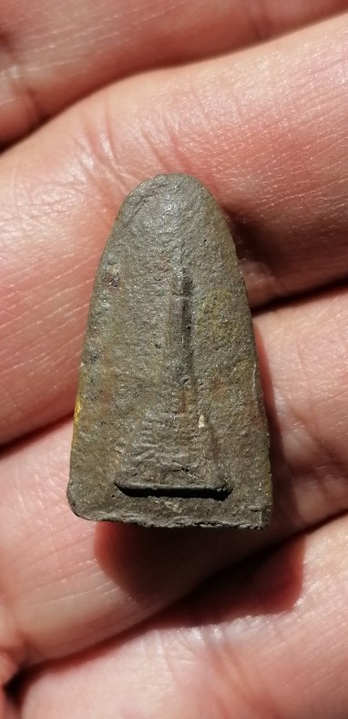 พระไม่ทราบที่ เคาะเดียว    