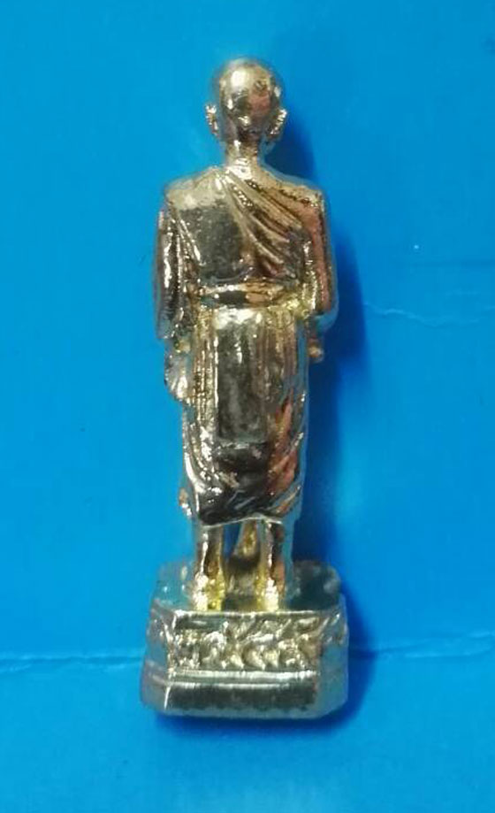 รูปหล่อยืนลอยองค์ หลวงพ่อฤาษีลิงดำ วัดศาลพันท้ายนรสิงห์  ปลุกเสกวัดท่าซุง